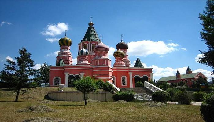 Парк «Окно в Европу и Азию»