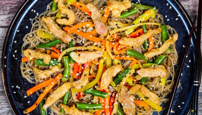 Со стручковой фасолью и устричным соусом