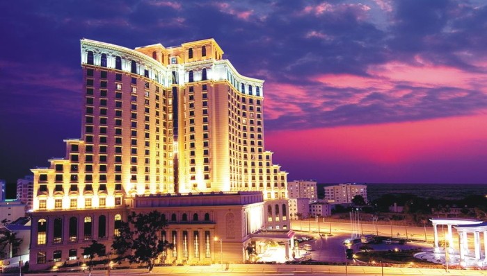 Baohong Hotel Sanya 4