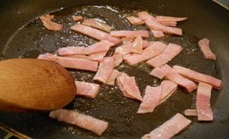 Салат из китайской капусты